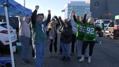 Philadelphia Eagles: Family throws surprise birthday party at tailgate for Vietnam veteran Philadelphia Eagles: Family throws surprise birthday party at tailgate for Vietnam veteran