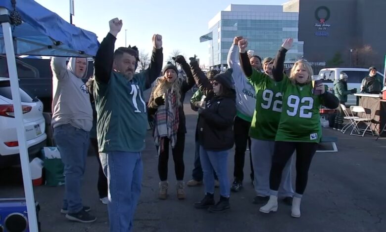 Philadelphia Eagles: Family throws surprise birthday party at tailgate for Vietnam veteran Philadelphia Eagles: Family throws surprise birthday party at tailgate for Vietnam veteran