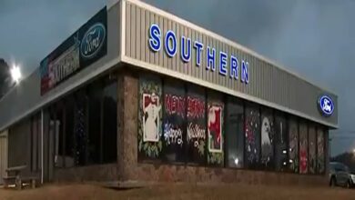 2 Ford Mustangs totaling nearly 0K stolen from Upson County dealership