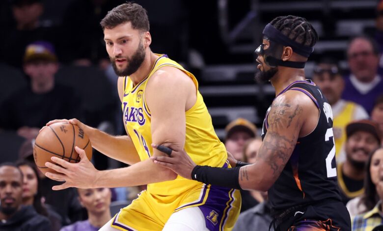 3 things to watch for in Lakers-Suns on League Pass