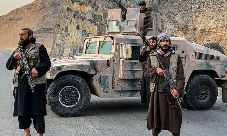 Pakistan says it is in “open war” with Afghanistan, launches strikes on Kabul