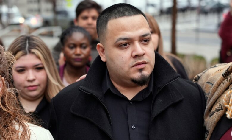 Federal prosecutor defends smuggling charges against Abrego Garcia