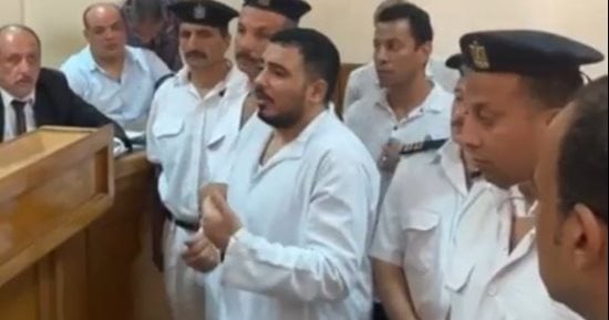 لماذا تغيبت طليقة سفاح التجمع عن الشهادة ضده.. محاميها يكشف التفاصيل