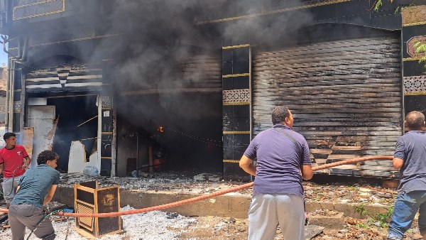 مصرع عامل في حريق مصنع فايبر بقليوب والحماية المدنية تسيطر 1 1742708862492202507240355515551