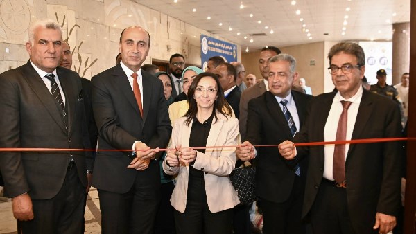 محافظ البحيرة ورئيس جامعة دمنهور يفتتحان الملتقى التوظيفي لكلية الطب البيطري - موقع مصر اليوم الإخباري 1 2815711300794202507070559595959