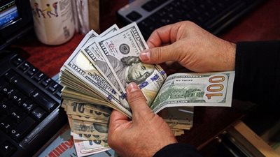 الآن.. سعر الدولار مقابل الجنيه المصري بمختلف البنوك 1 399