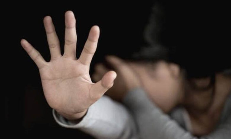 أب يُنهي حياة طفله في الفيوم بعد 3 أيام من التعذيب.. واعترافات صادمة أمام النيابة 1 461