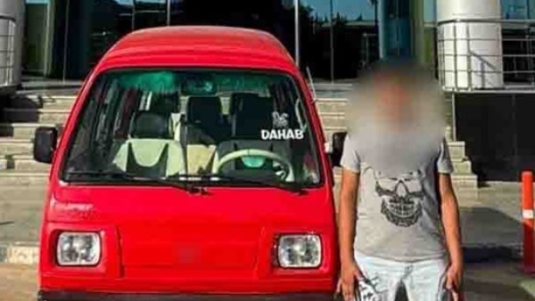 عرض حياة المواطنين للخطر.. صاحب فيديو سيارة الطريق السياحى يواجه هذه العقوبة 1 6618024348820250714084405445
