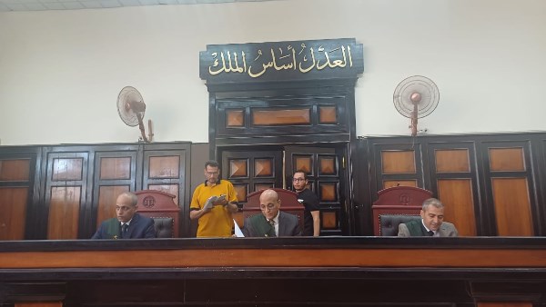 قرار عاجل من محاكمة متهمين بإنهاء حياة مساعد وزير الداخلية وزوجته في أسيوط 1 694950750531202507090239543954