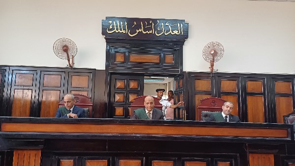 اليوم محاكمة نقاشين متهمين بإنهاء حياة مساعد وزير الداخلية الأسبق وزوجته بأسيوط 1 694950750531202507090917371737