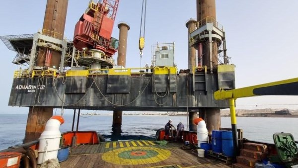 خروج 4 مصابين من المستشفى في حادث غرق البارجة أدمارين 12 1 7701525140246202507110846184618