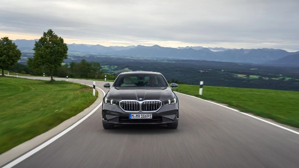 مواصفات Bmw 520I Luxury 1 785609693043202507120152165216
