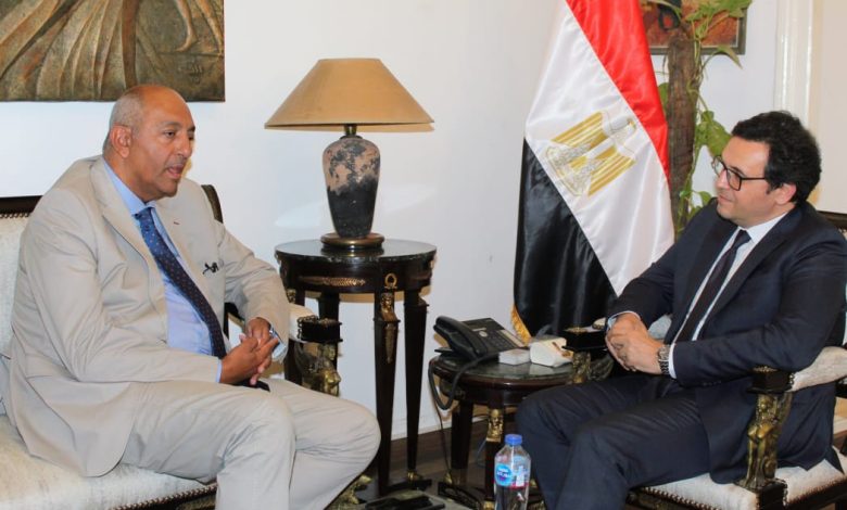 حمد هنو : انضمام السفير عمر سليم يعكس حرصنا على تعزيز البُعد الدولي في العمل الثقافي 1 Img 20250714 Wa0281
