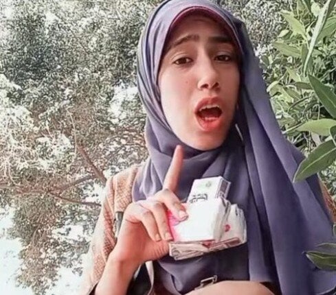 اليوم.. تجديد حبس علياء قمرون بتهمة إساءة القيم الأسرية 1 elaosboa53864