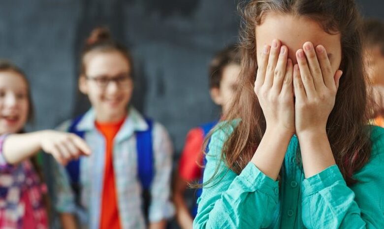 هل يجوز الضحك على مقاطع التنمر؟ أمين الفتوى يجيب عن المشاركة والسخرية 1 829