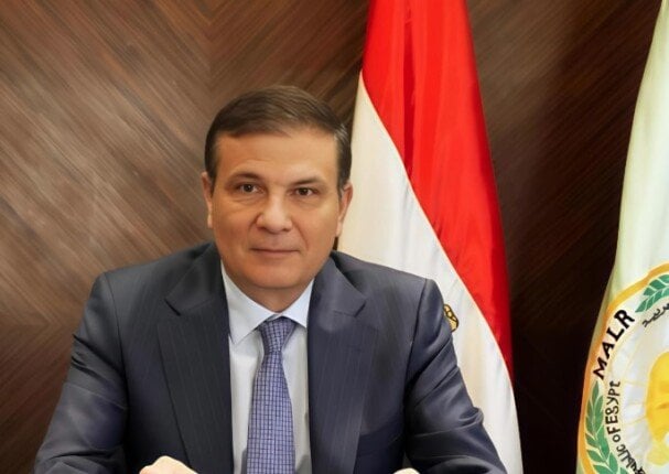 وزير الزراعة يعلن فتح السوق الفيتنامي أمام صادرات مصر من البصل والثوم – الأسبوع 1 elaosboa13859