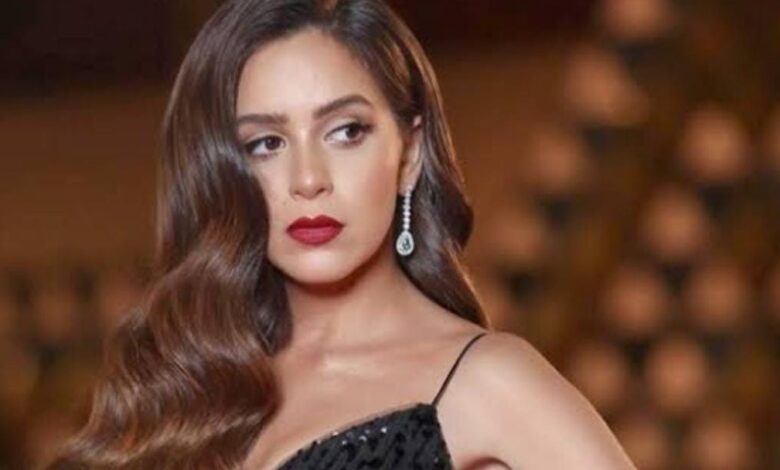 فستان جذاب.. جميلة عوض تخطف الأنظار بظهورها 1 740