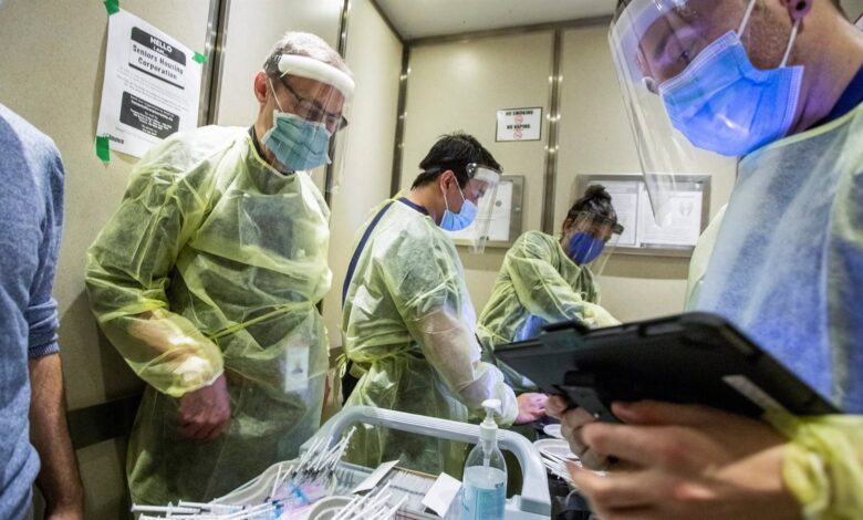 عقوبات رادعة تواجه المتورطين في إهانة الأطقم الطبية وفقا للقانون 1 15