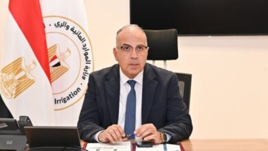 وزارة الري تواصل حملات إزالة التعديات على مجرى نهر النيل ضمن «المشروع القومي لضبط النيل» بفرع رشيد 5 1763120971 elaosboa16204