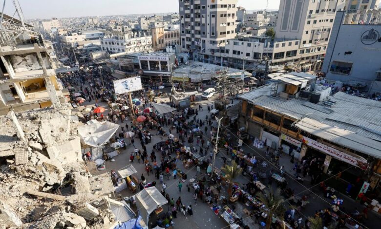 حصار إسرائيلي رغم وقف النار.. أسواق غزة تخلو من المواد الأساسية 1 2025 10 31T062525Z 221566086 RC21LHAIY3X9 RTRMADP 3 ISRAEL PALESTINIANS GAZA MONEY