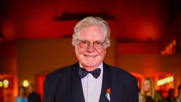 المسرح واحشني.. حسين فهمي يكشف عن أعماله الفنية القادمة 1 59126731021820250724103103313