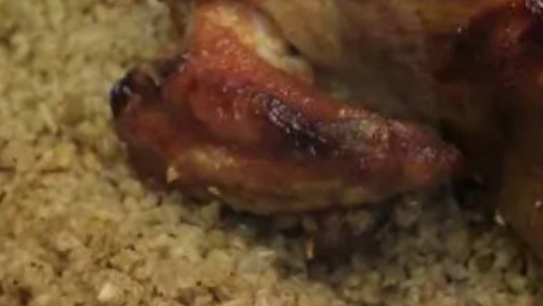 طريقة عمل دجاج محشي فريك.. بمذاق لا يقاوم 1 59467714326820251113085202522