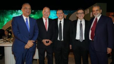 نجوم الفن والإعلام يشاركون خيري رمضان الاحتفال بزفاف نجله عمر 7 6056932575320251115030143143