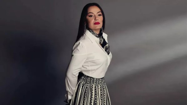 نورت قلبي وتاريخي.. شريهان ترد على وصف أحمد مراد لها بالأيقونة الأسطورية 1 6241674701884202504161030413041