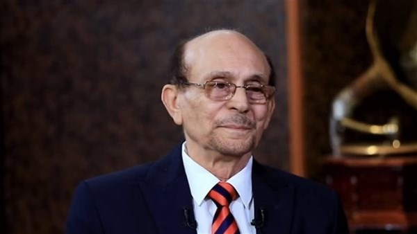 افتقدك كثيرا.. محمد صبحي يشارك رسالة لزوجته قبل دخوله المستشفى 1 68755284508720251111030048048