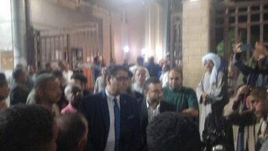 نائب محافظ الأقصر يتفقد مصابي حادث طريق إسنا ويطمئن على حالتهم الصحية 5 6982073561213202511130710331033