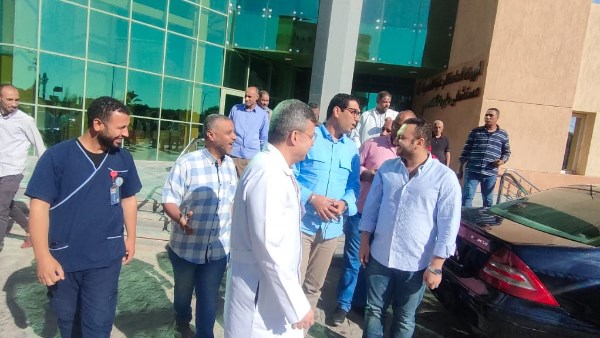 نائب محافظ الأقصر ورئيس مدينة إسنا يزوران مصابي حادث أتوبيس الرحلات 1 698207356121320251115030815815