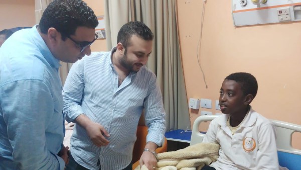 نائب محافظ الأقصر يزور ضحايا حادث طريق إسنا بالمستشفى التخصصي 1 6982073561213202511150534183418