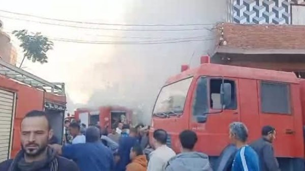 ندب المعمل الجنائي لفحص موقع حريق شب فى مصنع صابون بالقليوبية 1 7145580211202511150950565056