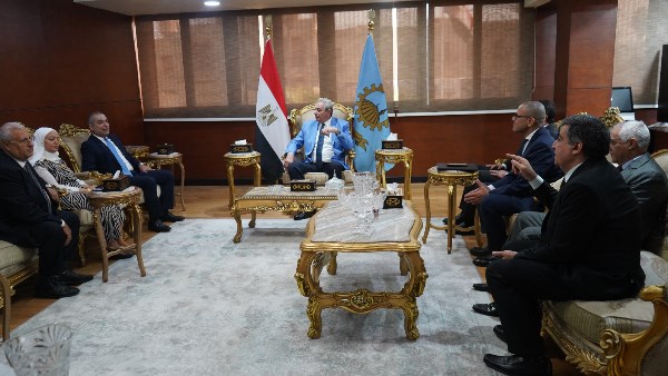 التوسع في مشروعات التنمية.. تعزيز التعاون بين محافظة الغربية والبنك الزراعي 1 7156598257620251119010733733