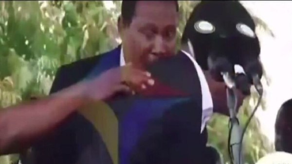 823677143272202511100342154215