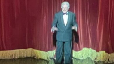 حسين فهمي يستعرض عدد من الأفلام قبل وبعد ترميمها في مهرجان القاهرة 5 867107734772420251112085500550