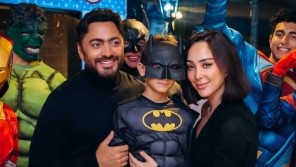 تامر حسني يحتفل بعيد ميلاد نجله آدم بحضور بسمة بوسيل وابنتيه 1 87044768504620251107110526526