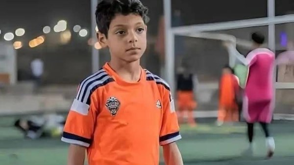 دموع وفخر .. أبناء محمد صبري يروون ما قاله لهم قبل رحيله 1 880641423067202511160458105810