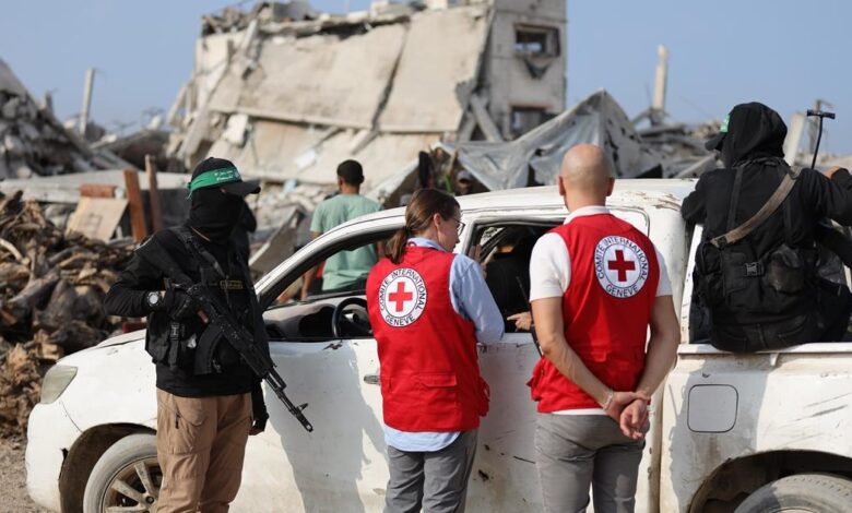 قطر تدعو لتضافر جهود تطبيق اتفاق غزة.. الاحتلال تسلّم جثة أسير إسرائيلي 1 AA 20251113 39698072 39698057 LQSM WSRY LQDS TTZMN TSLYM JTH SYR SRYYLY LKHMYS