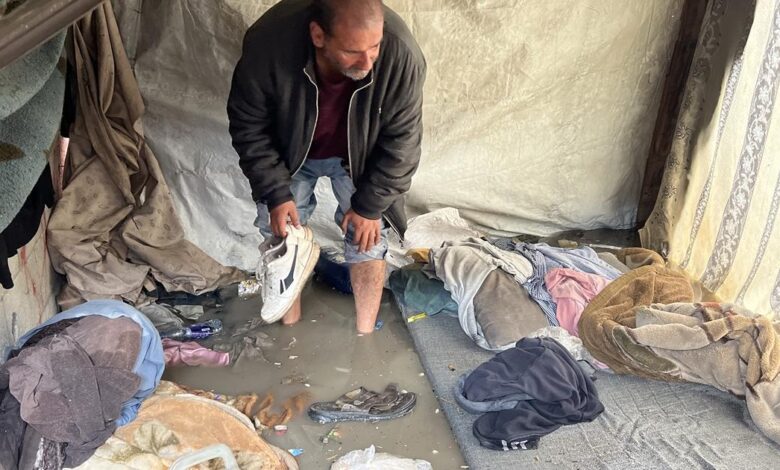 AA 20251125 39800265 39800244 LMTR TGRQ SHRT LKHYM BMWSY KHN YWNS WTHDHYR MN KRTH NSNY