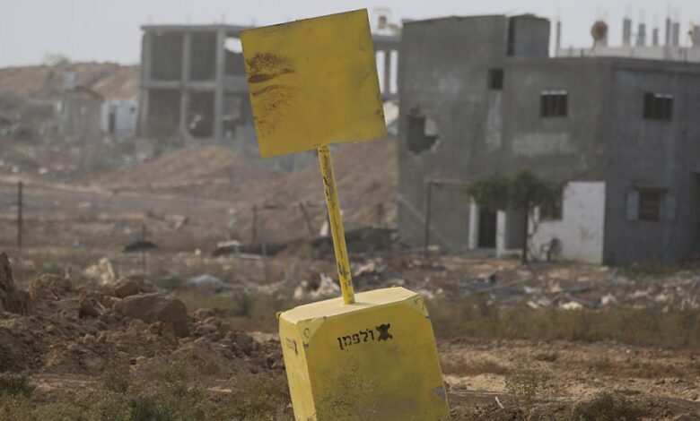 جولة ميدانية.. التلفزيون العربي يعاين حدود الخط الأصفر ويكشف حقيقته بالأرقام 1 GettyImages 2244438503