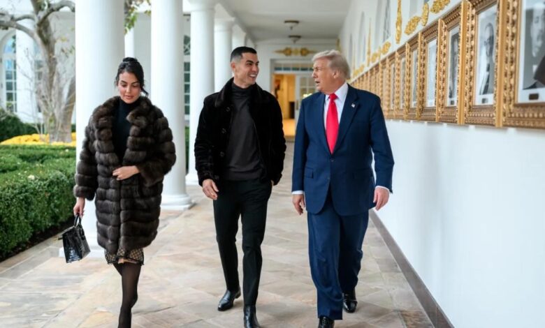 لقاء ترمب ورونالدو.. هل أظهر حقيقة طول الرئيس الأميركي؟ 1 RONALDO20TRUMP