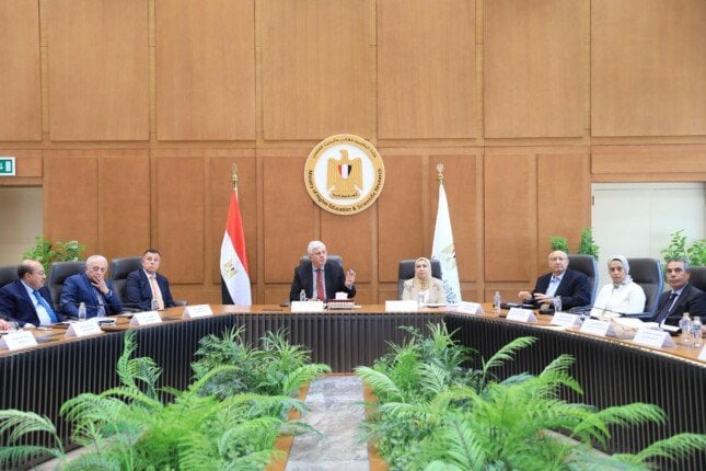 وزير التعليم العالي يترأس اجتماعًا تنسيقيًّا لأفرع الجامعات الأجنبية في مصر 1 elaosboa17560