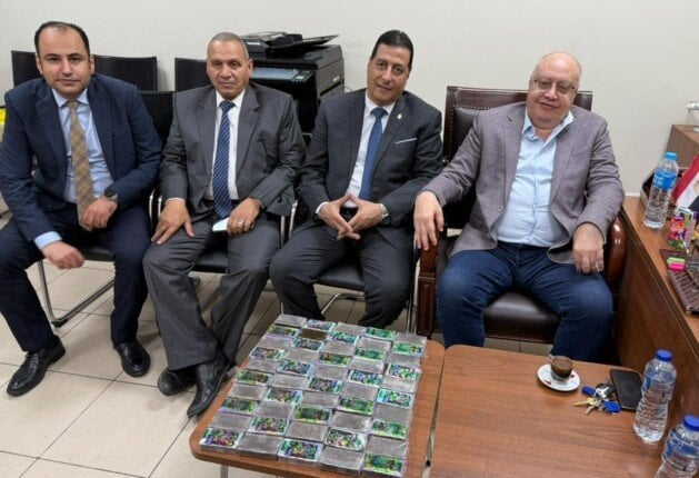 جمارك مطار القاهرة تضبط راكب أجنبي حاول الدخول بخمسه كيلو حشيش لداخل البلاد 1 elaosboa64193 1