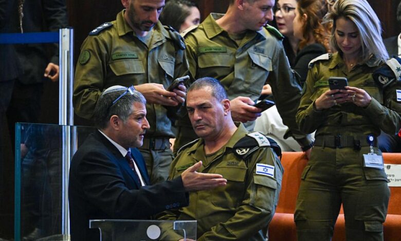 غزة والمرحلة الثانية.. شروط إسرائيلية ومساعٍ أميركية لنشر القوة الدولية 1 GettyImages 2240387947