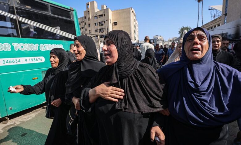 إصابات بمدينة غزة.. حماس: الشاحنات التي تدخل القطاع لا تلبي الاحتياجات 1 GettyImages 2241831225