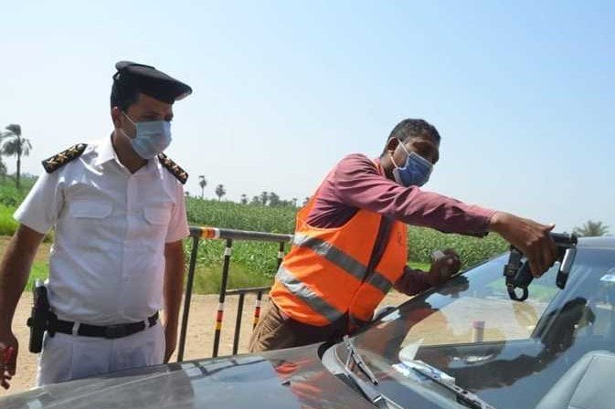 تحرير 842 مخالفة عدم تركيب الملصق الإلكتروني خلال 24 ساعة 1 elaosboa21387