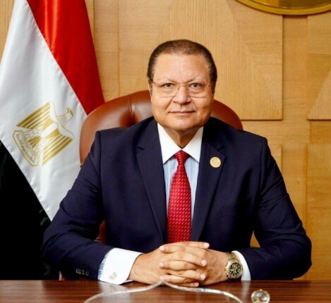 الرقابة الصحية تحصل على اعتماد ISQua EEA لدليل معايير اعتماد مراكز العلاج الطبيعي 1 elaosboa97042