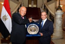 1809754358455202601201115301530