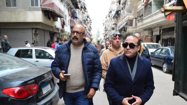 عملتلكم محاضر.. رئيس مدينة بورفؤاد يقود حملة بشارع الفيومية للموبيليا المستعملة 1 709893077924202601220236573657